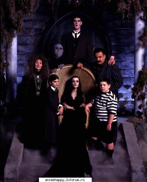 Noua familie Addams - Am iubit foarte mult serialul acesta si inca imi - Desene animate